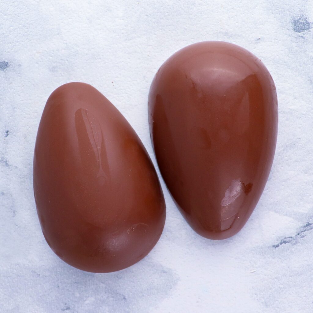 Plain Egg 350g Chocolate Mould