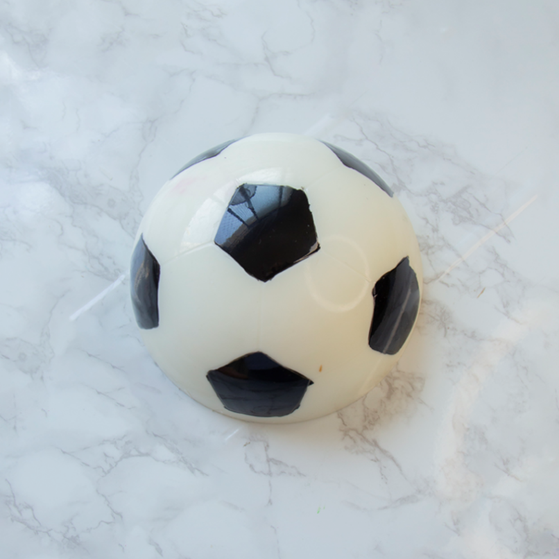 FootBall 500g Chocolate Mould