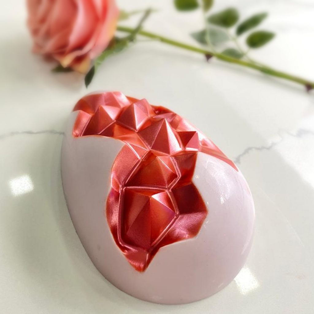 Origami Egg 350g Chocolate Mould