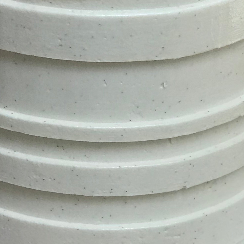 Oliver - 8 inch Tall - CakeSafe Cake Combs