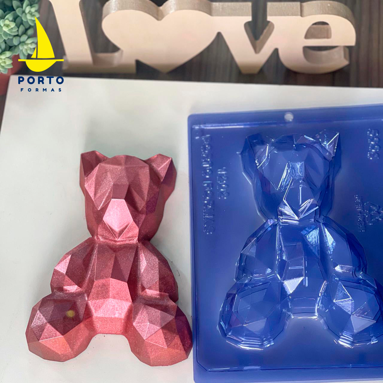 GEOMETRIC Large Bear Chocolate Mould