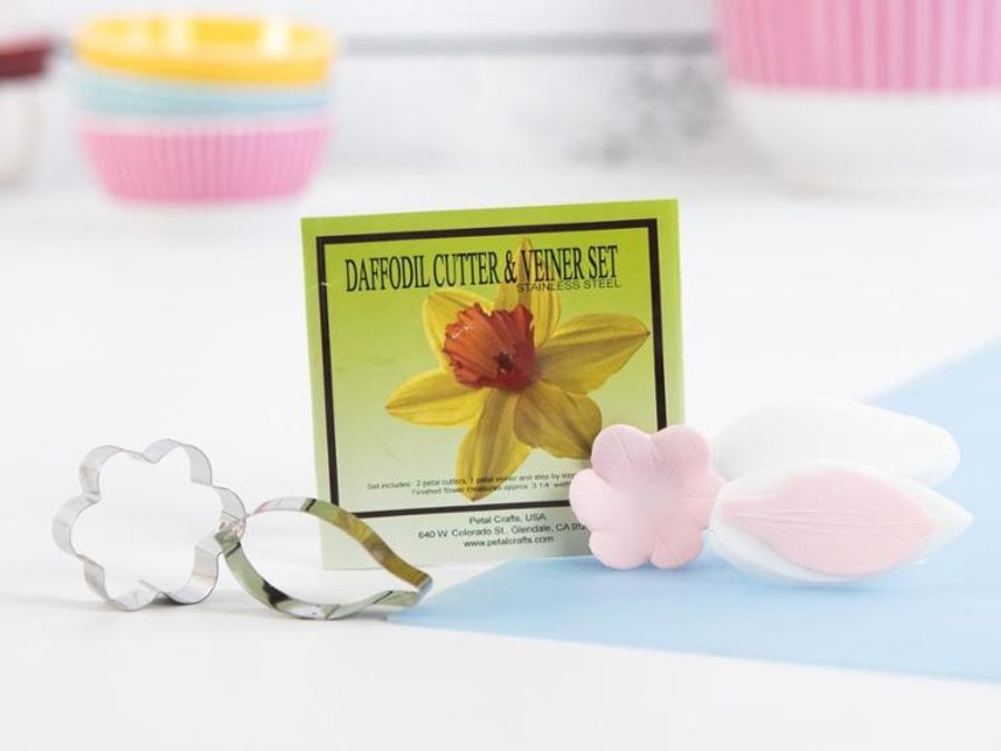 Daffodil Cutter And Veiner Set