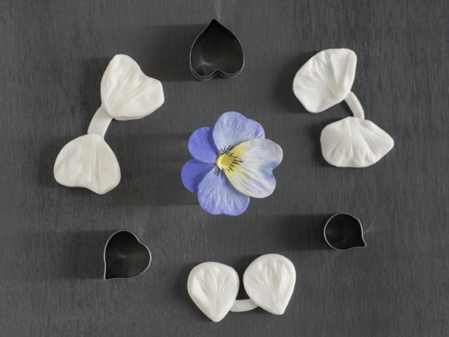 Pansy Cutter And Veiner Set