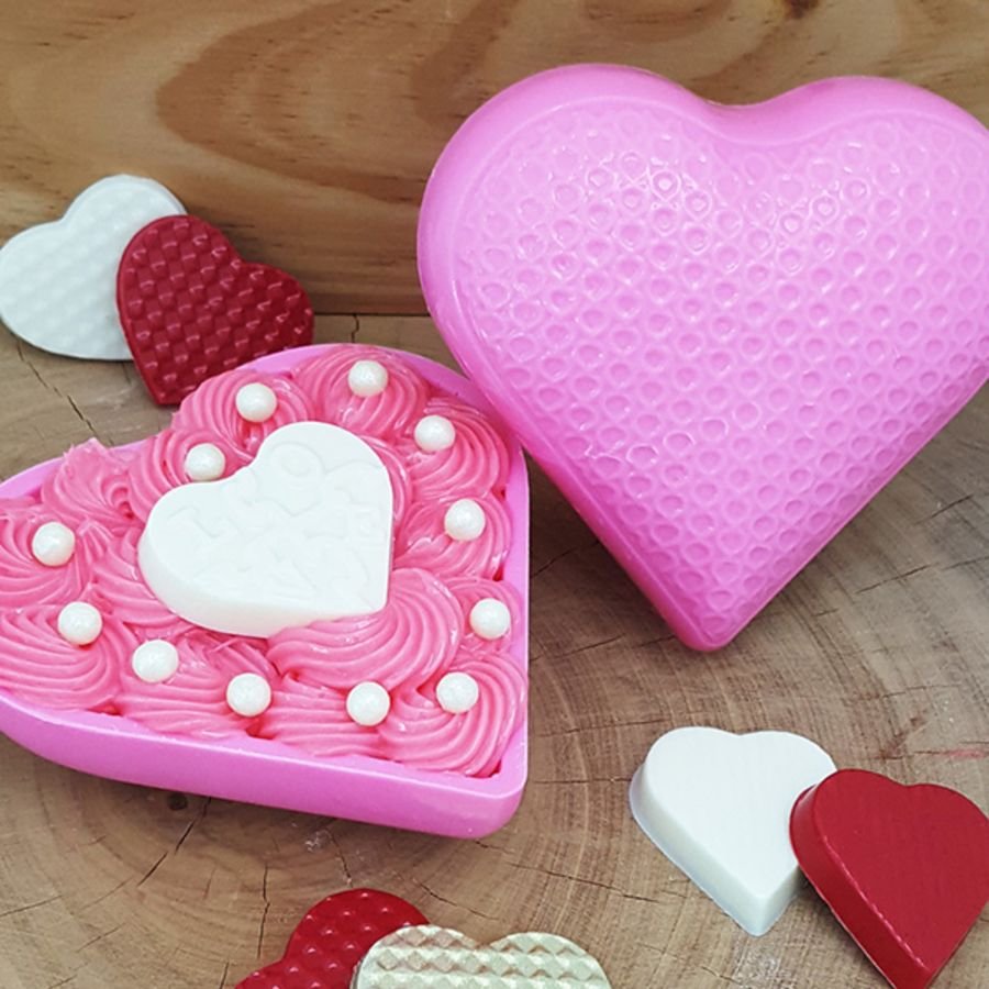 Chocolate Drops Textured Heart 200g chocolate mould