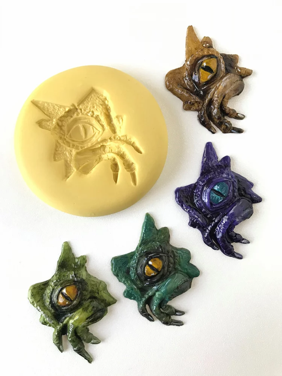 Dinosaur Eye Mould - Unforgedible Art