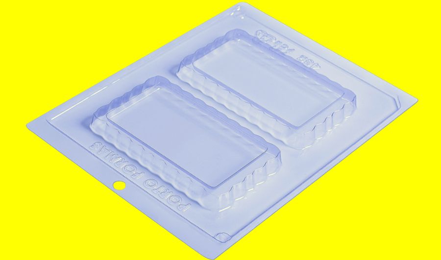 Scalloped Edge Rectangle Frame Chocolate Mould