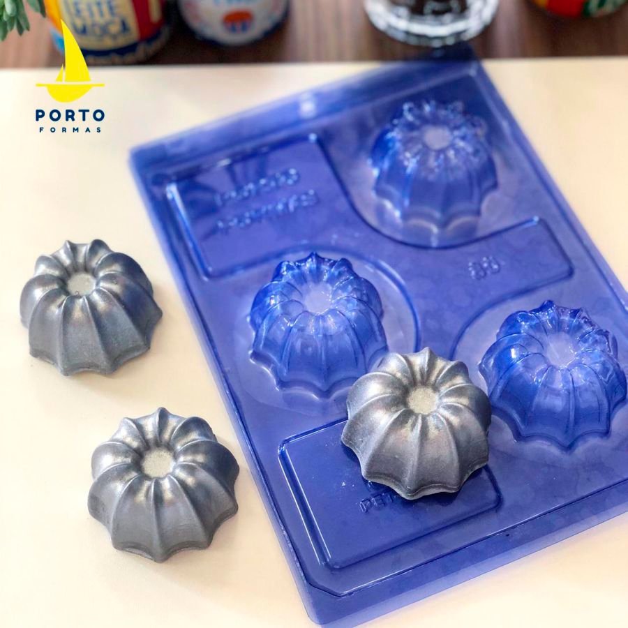 Nordic Cupcake Chocolate Mould PFM 80