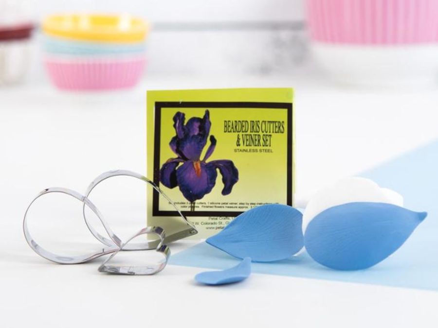 BEARDED IRIS cutters and veiners set