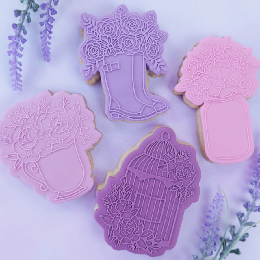 OUTBOSS STAMP N CUT - FLORAL TEA CUP