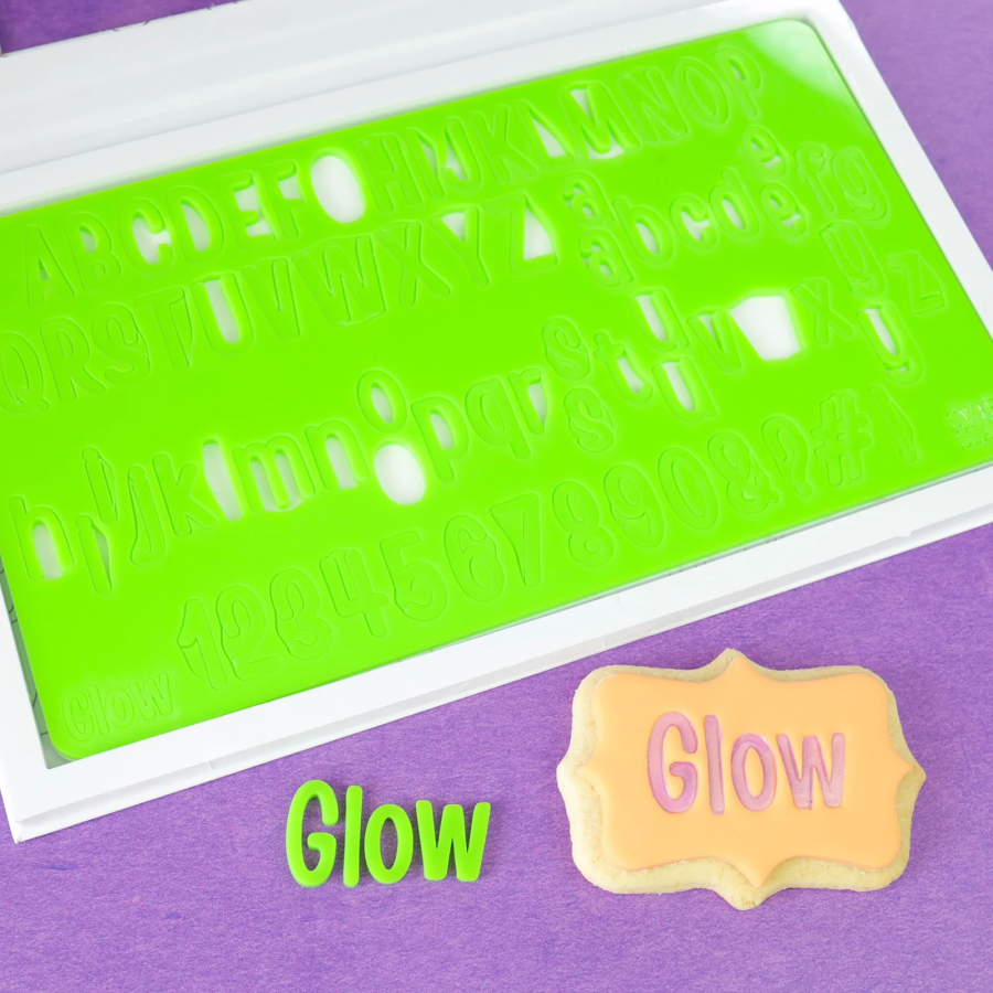 GLOW LETTER SET