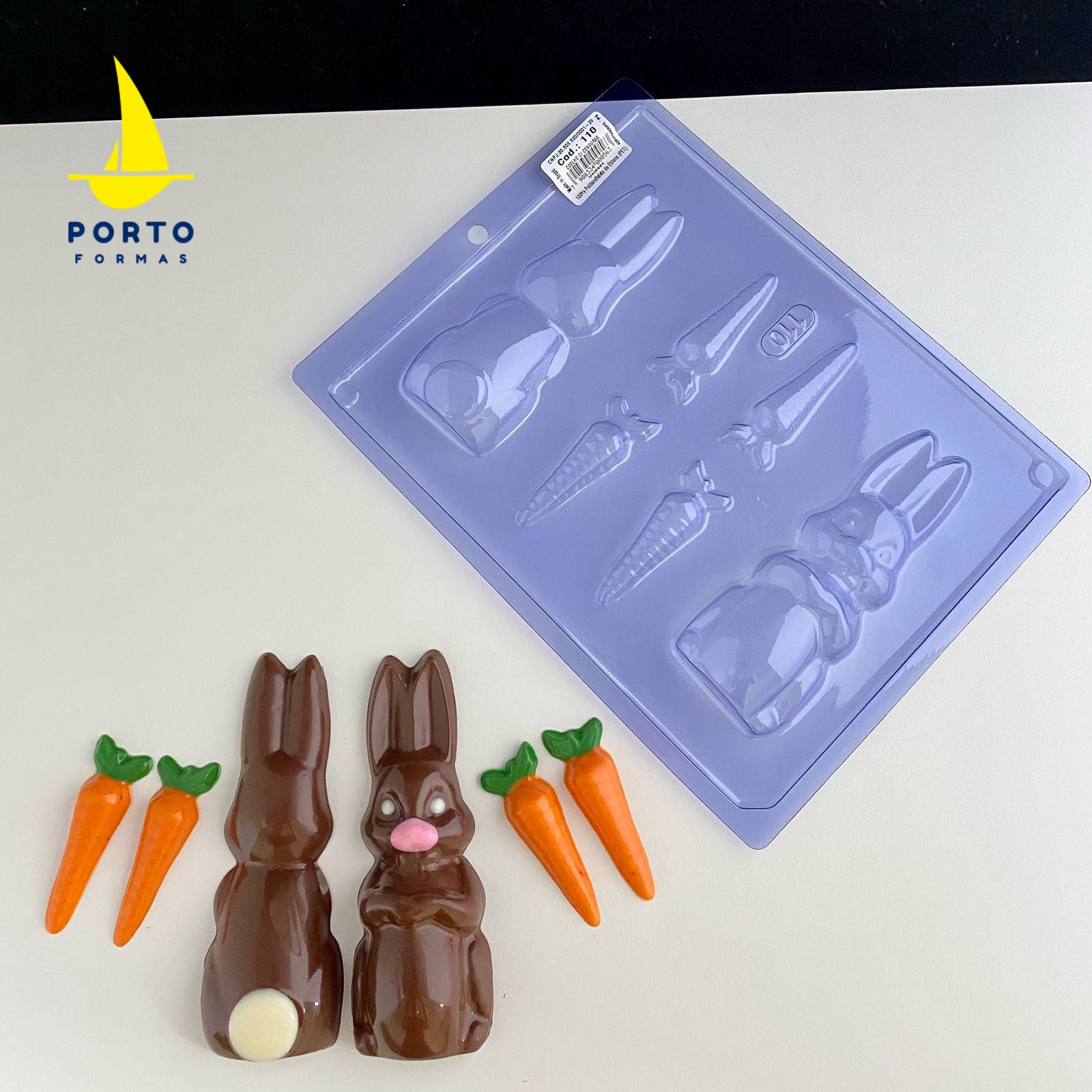 RABBIT WITH CARROT CHOCOLATE MOULD