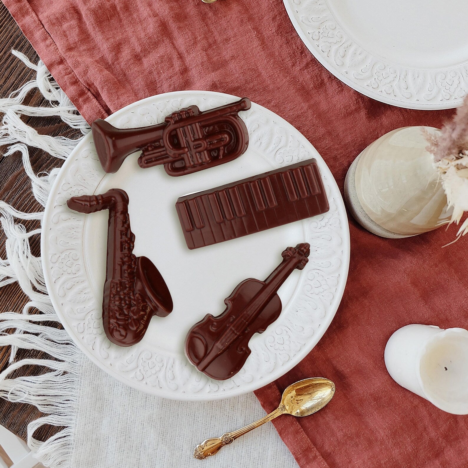 MUSIC KIT CHOCOLATE MOULD
