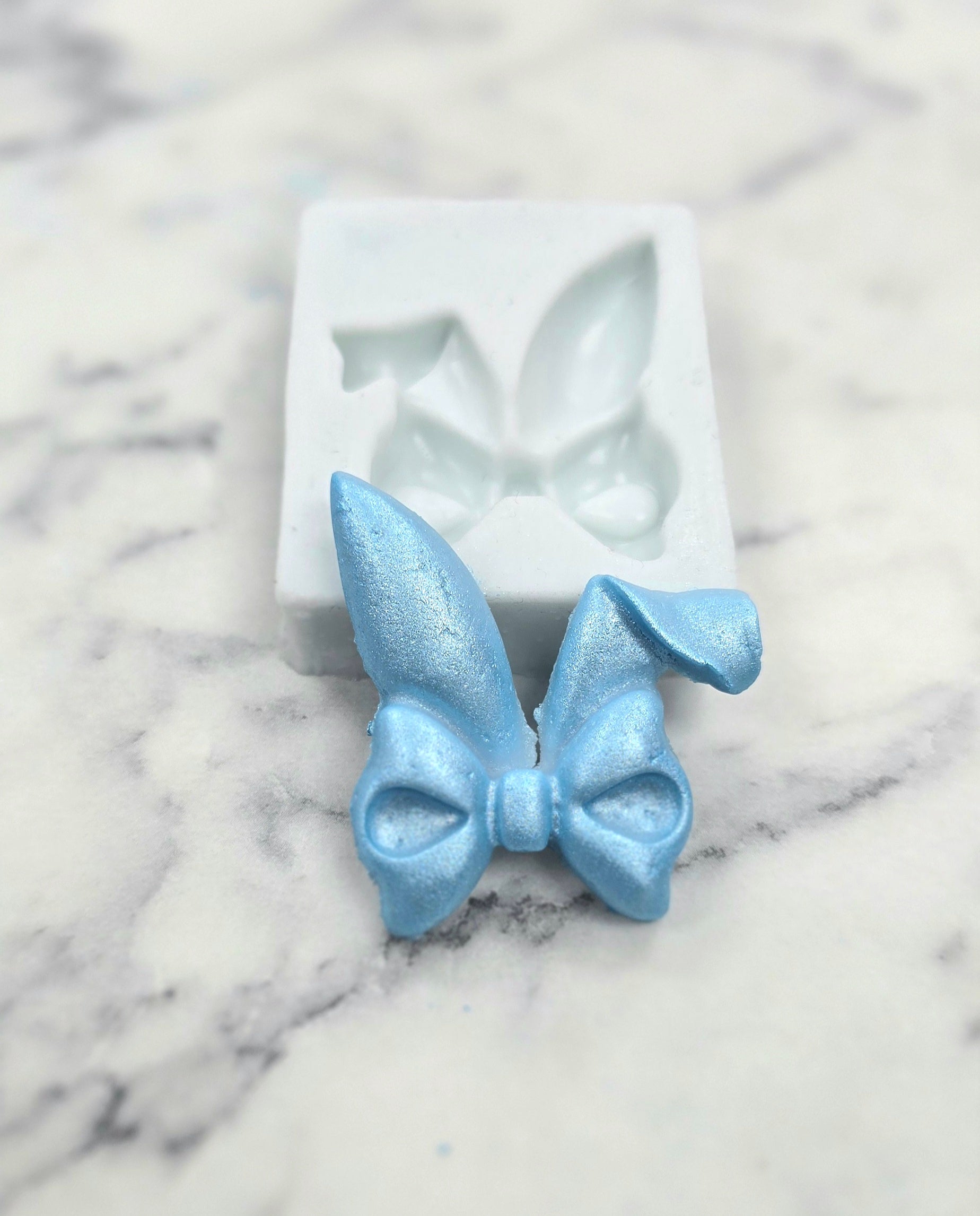bunny ears with bow windsorcake_craft_arrington