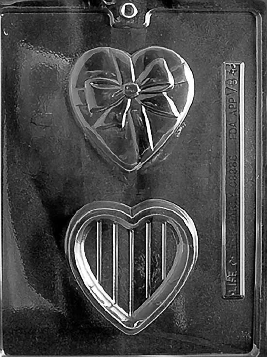 HEART POUR BOX WITH BOW CHOCOLATE MOULD